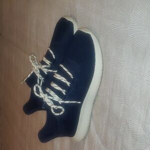 Adidas tubular kids sneakers size 6Y